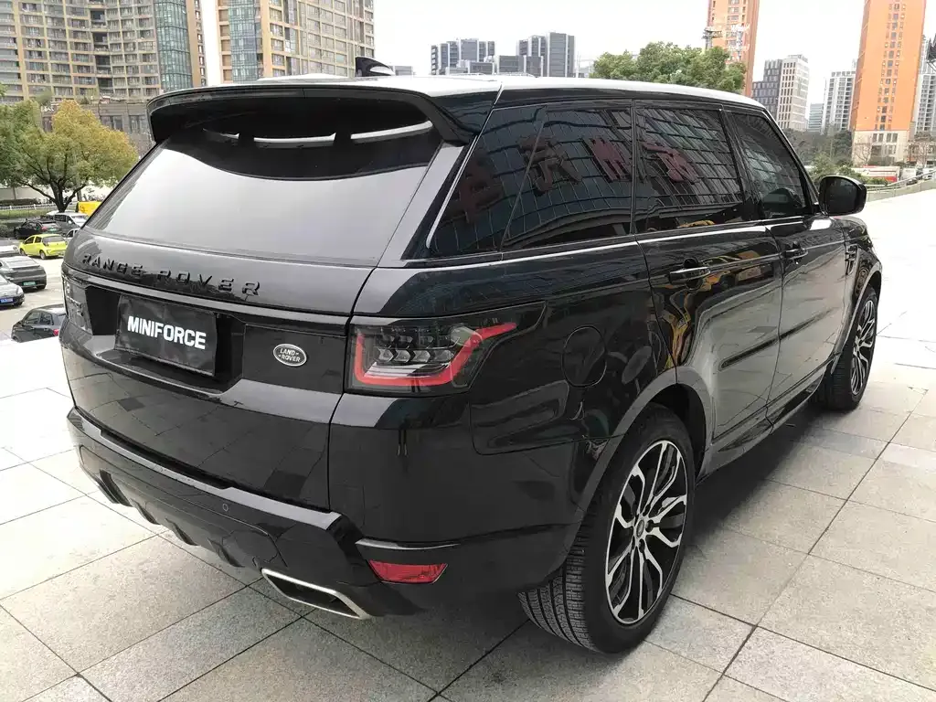Land Rover Sport — фото 3