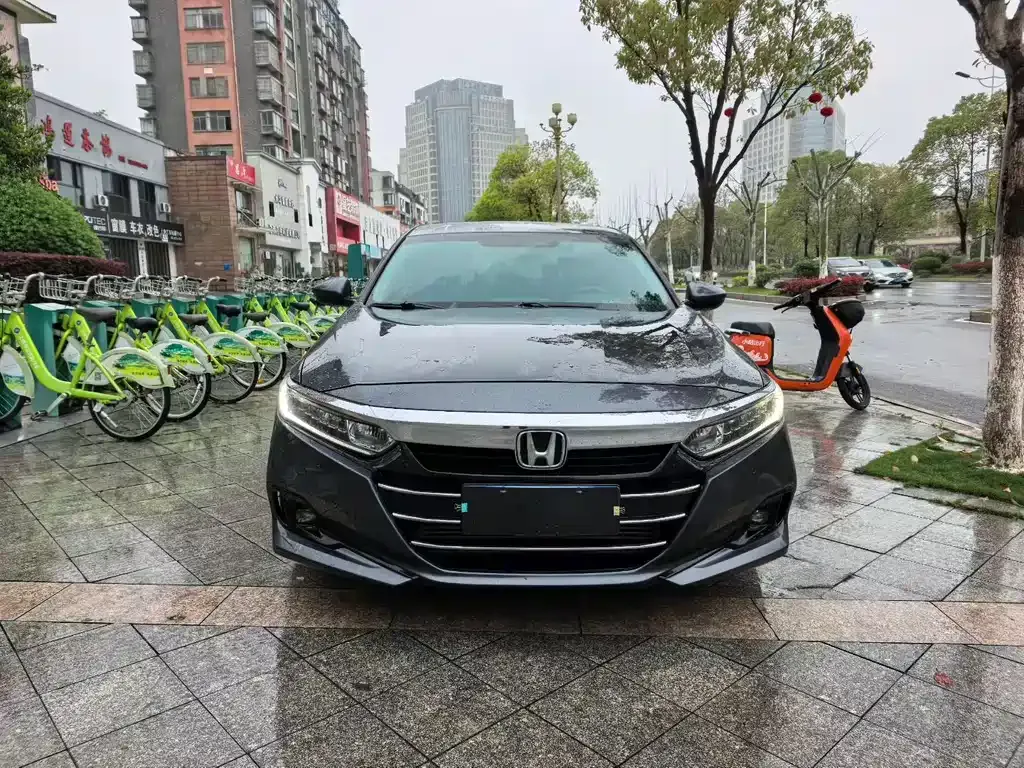 Honda Accord — фото 6