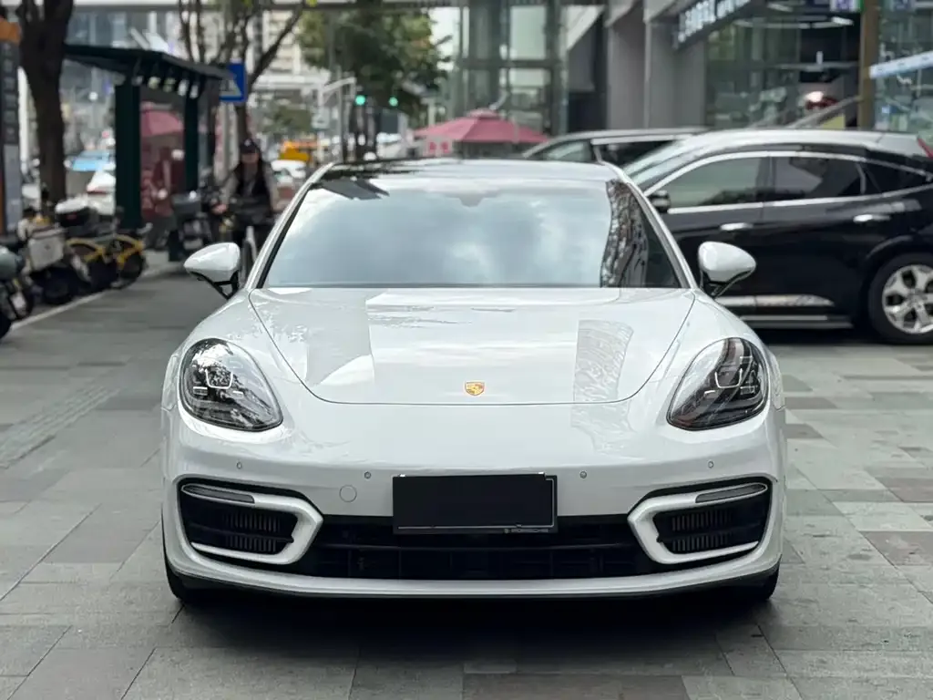 Porsche Panamera — фото 2