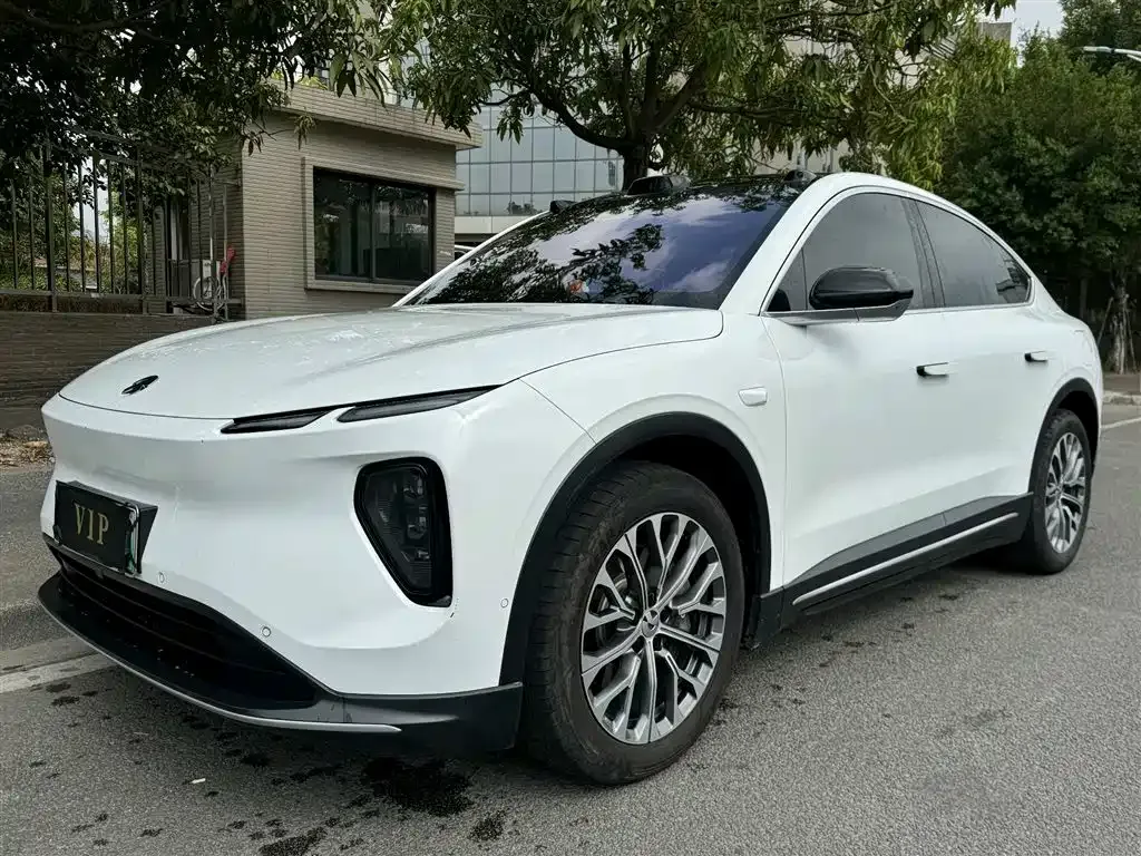 NIO EC6 — фото 1