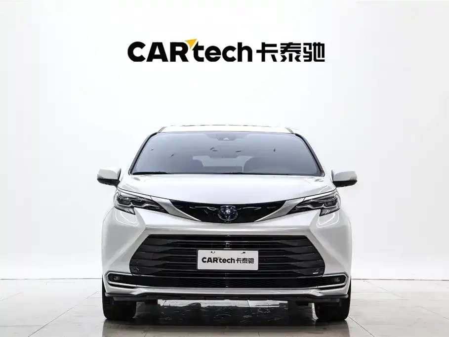 Toyota Sienna 2023 из CN, фото 5