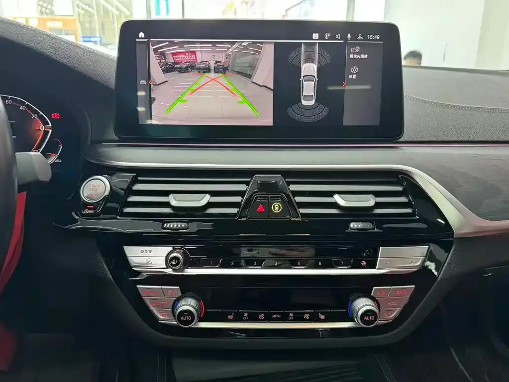 BMW 5 Series — фото 10