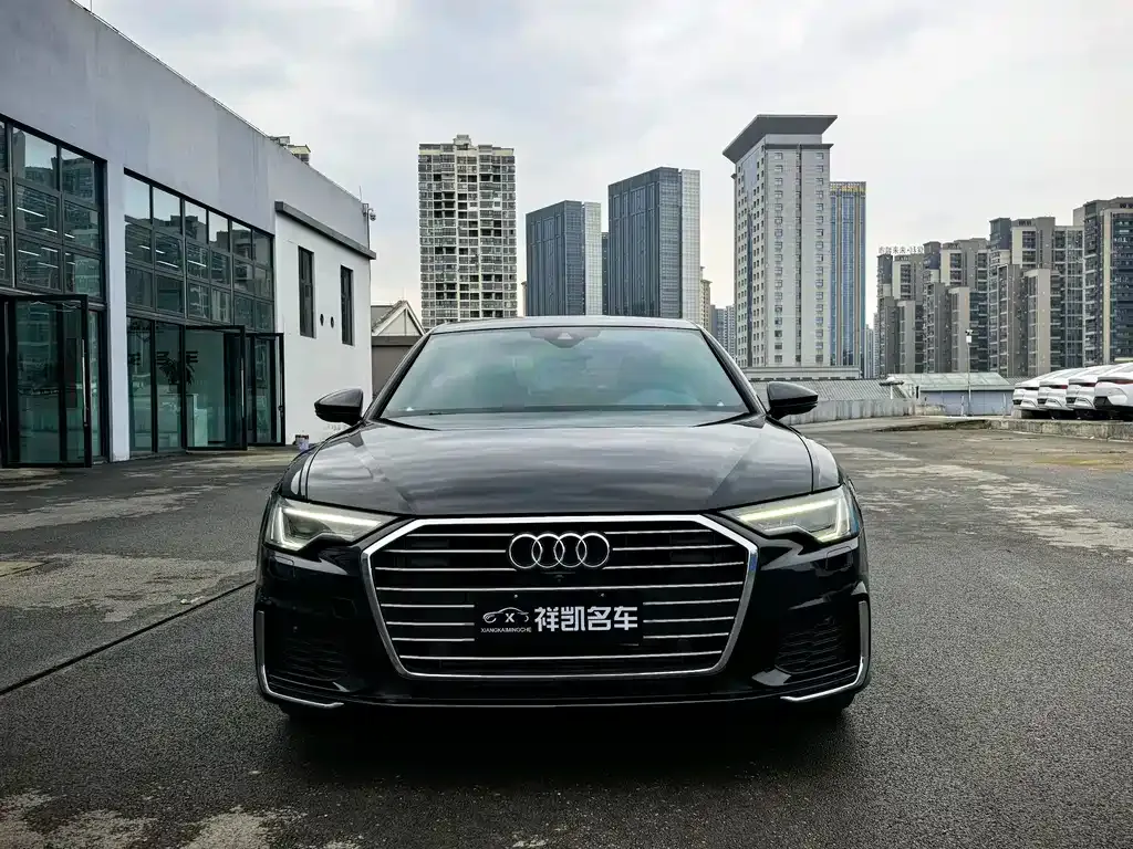 Audi A6L — фото 7
