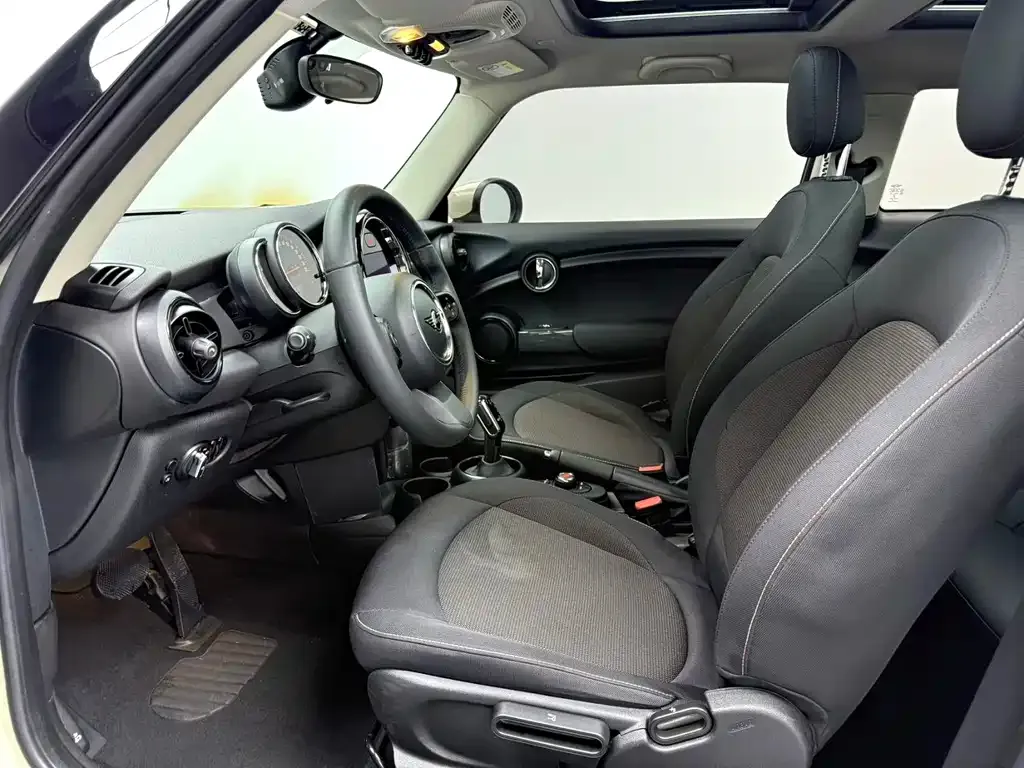 MINI Cooper (3-door) 2021 из CN, фото 10
