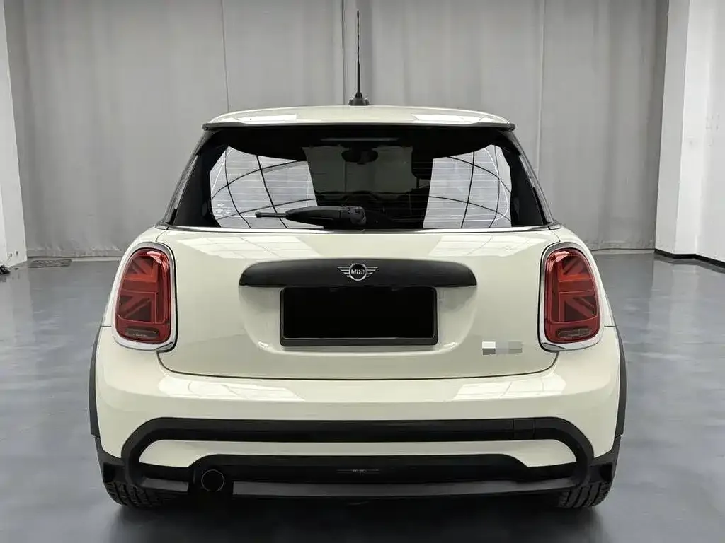 MINI Cooper (3-door) 2021 из CN, фото 2