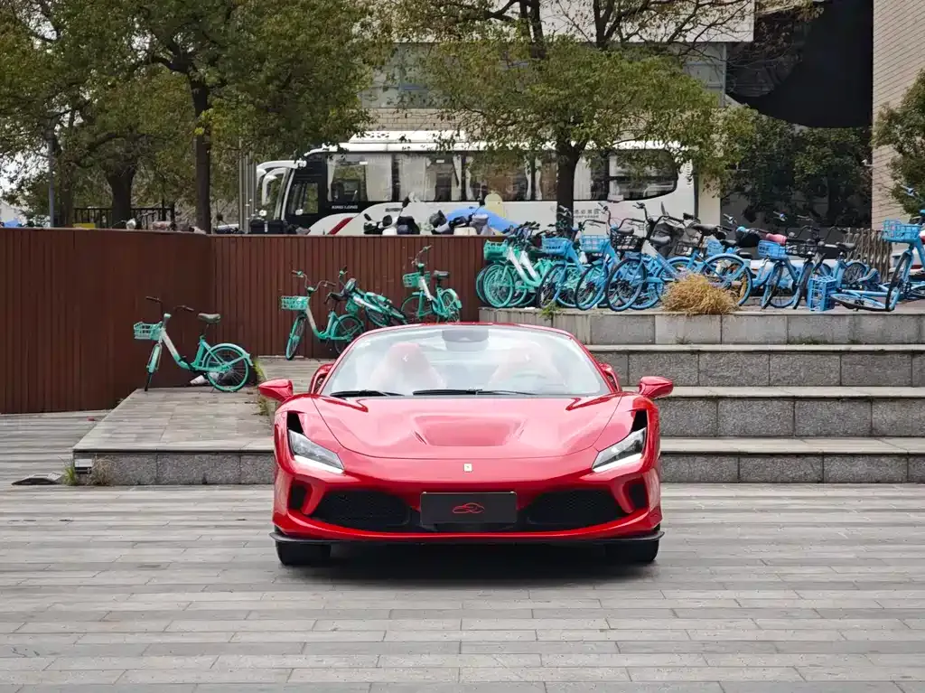 Ferrari F8 2022 из CN, фото 2