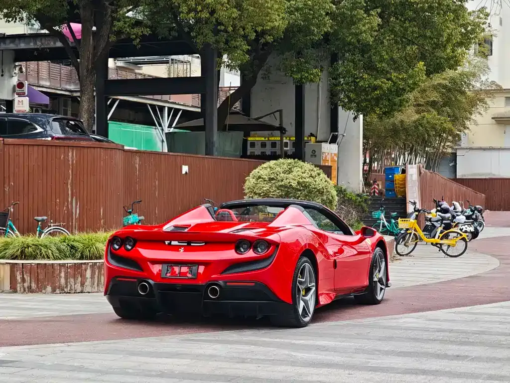 Ferrari F8 2022 из CN, фото 5