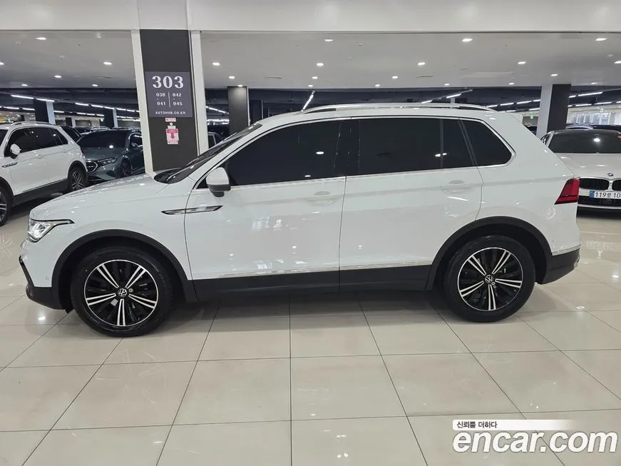 Volkswagen Tiguan — фото 10