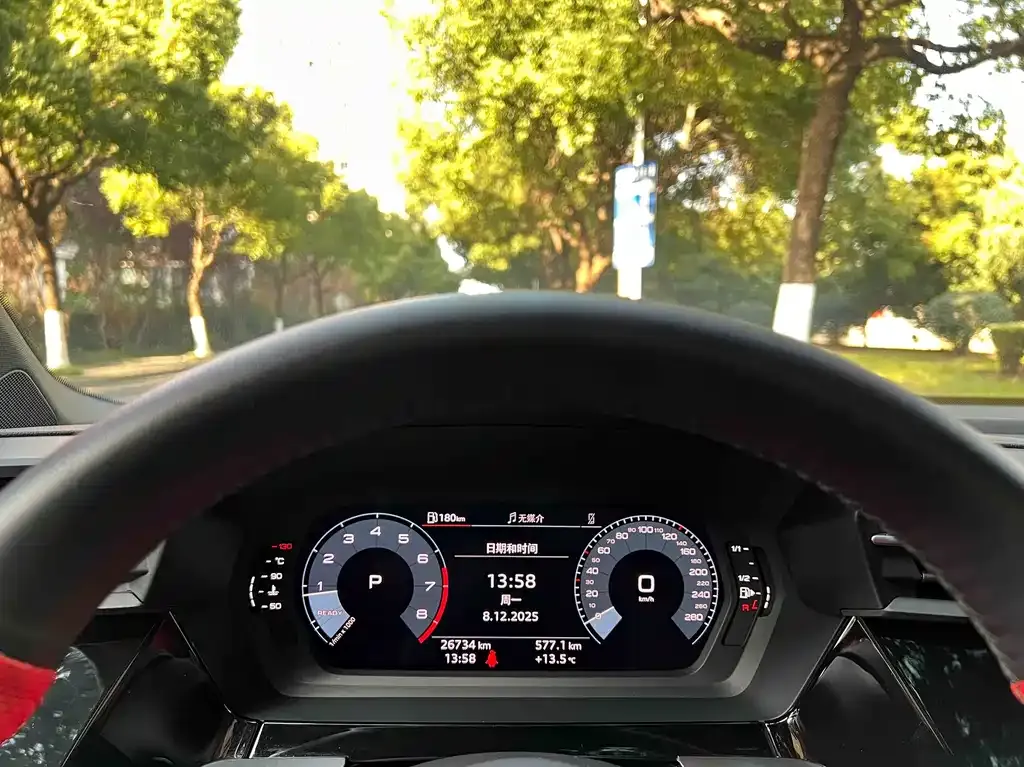 Audi A3 2023 из CN, фото 4