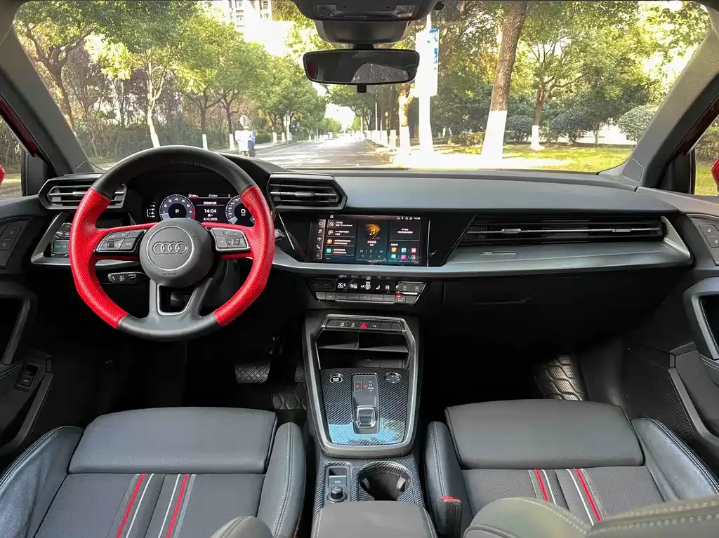 Audi A3 2023 из CN, фото 5