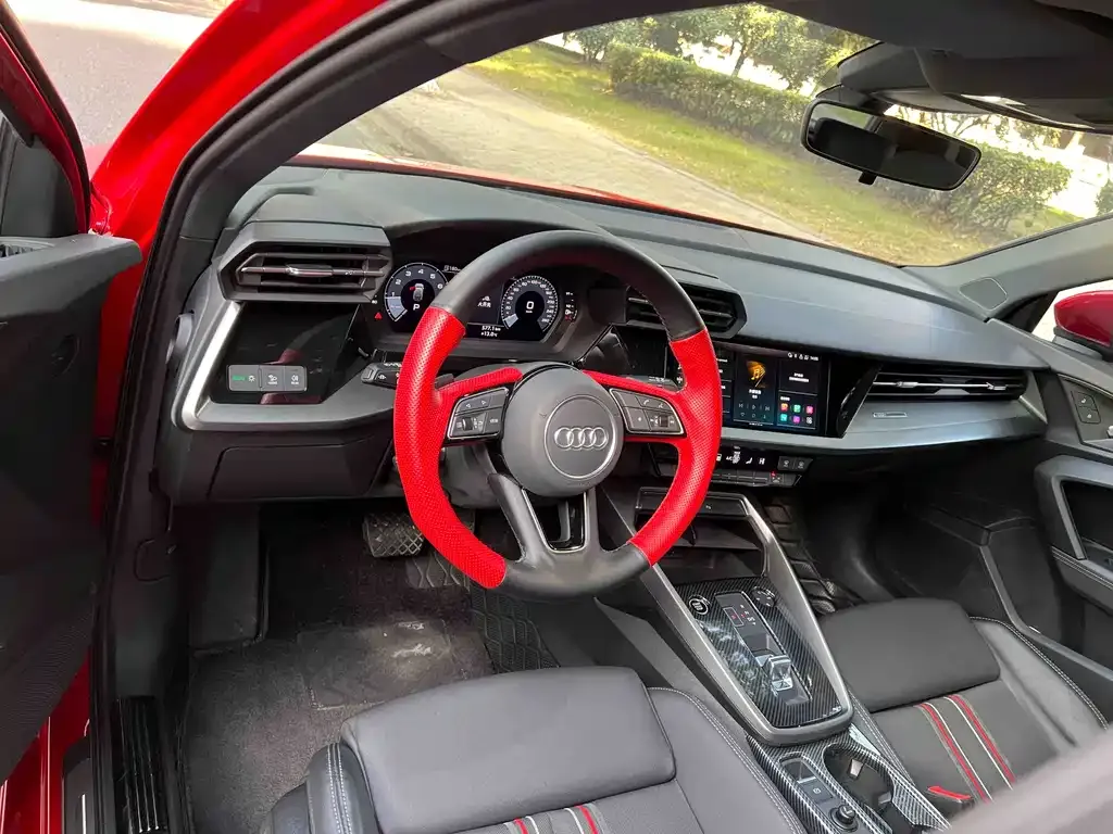 Audi A3 2023 из CN, фото 2