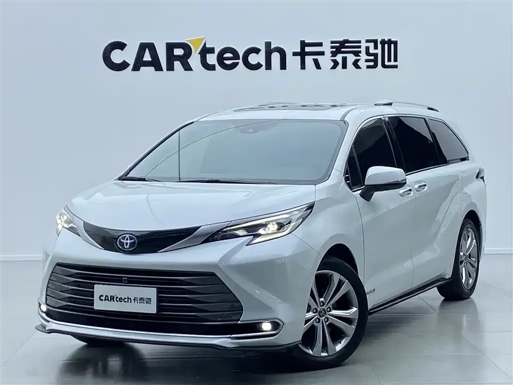 Toyota Sienna 2024 из CN, фото 7