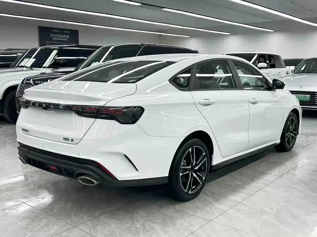 Geely Binrui — фото 6