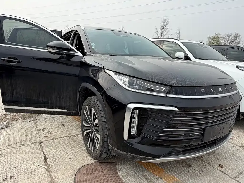 Exeed Lingyun 2024 из CN, фото 4