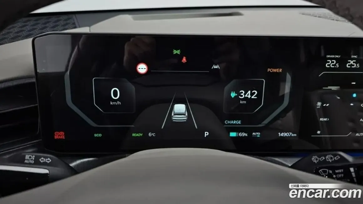 Kia EV9 2024 из KR, фото 2