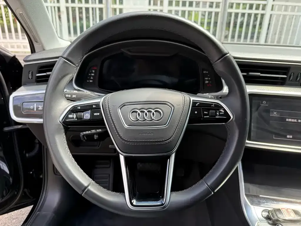 Audi A6L — фото 3