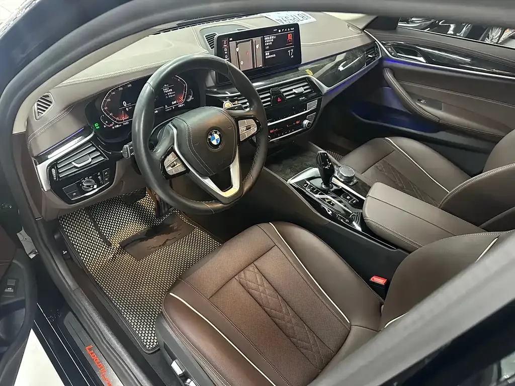 BMW 5 Series — фото 2
