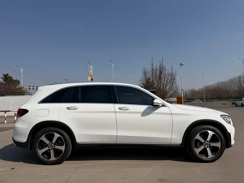Mercedes-Benz GLC — фото 4