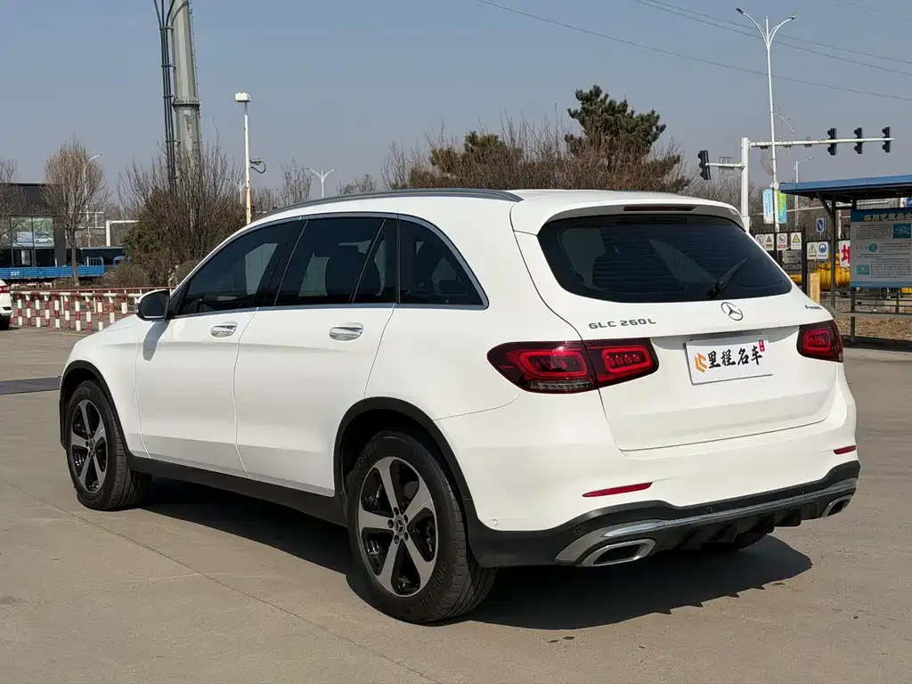 Mercedes-Benz GLC — фото 9