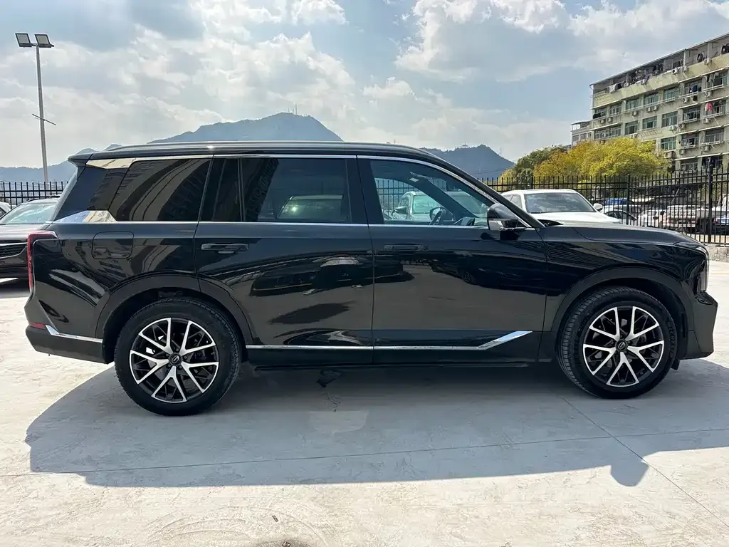 GAC Motor Trumpchi GS8 — фото 9