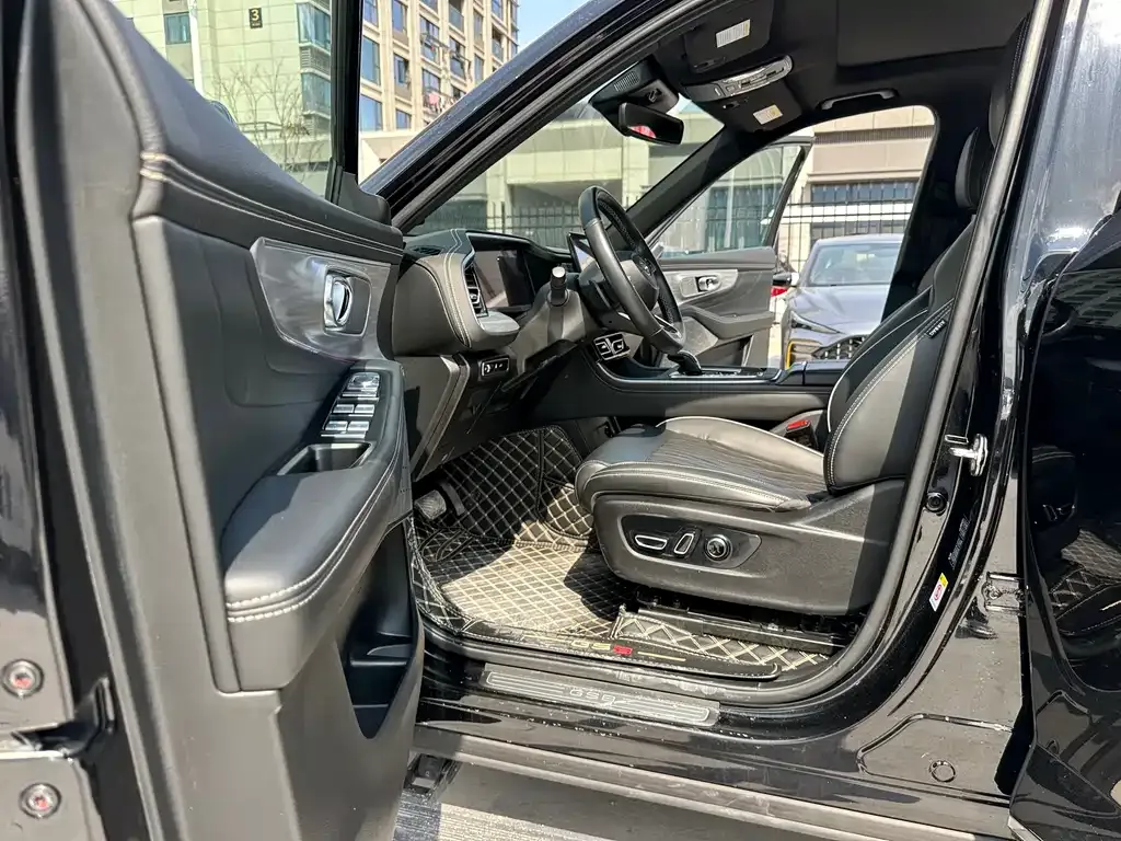 GAC Motor Trumpchi GS8 — фото 7