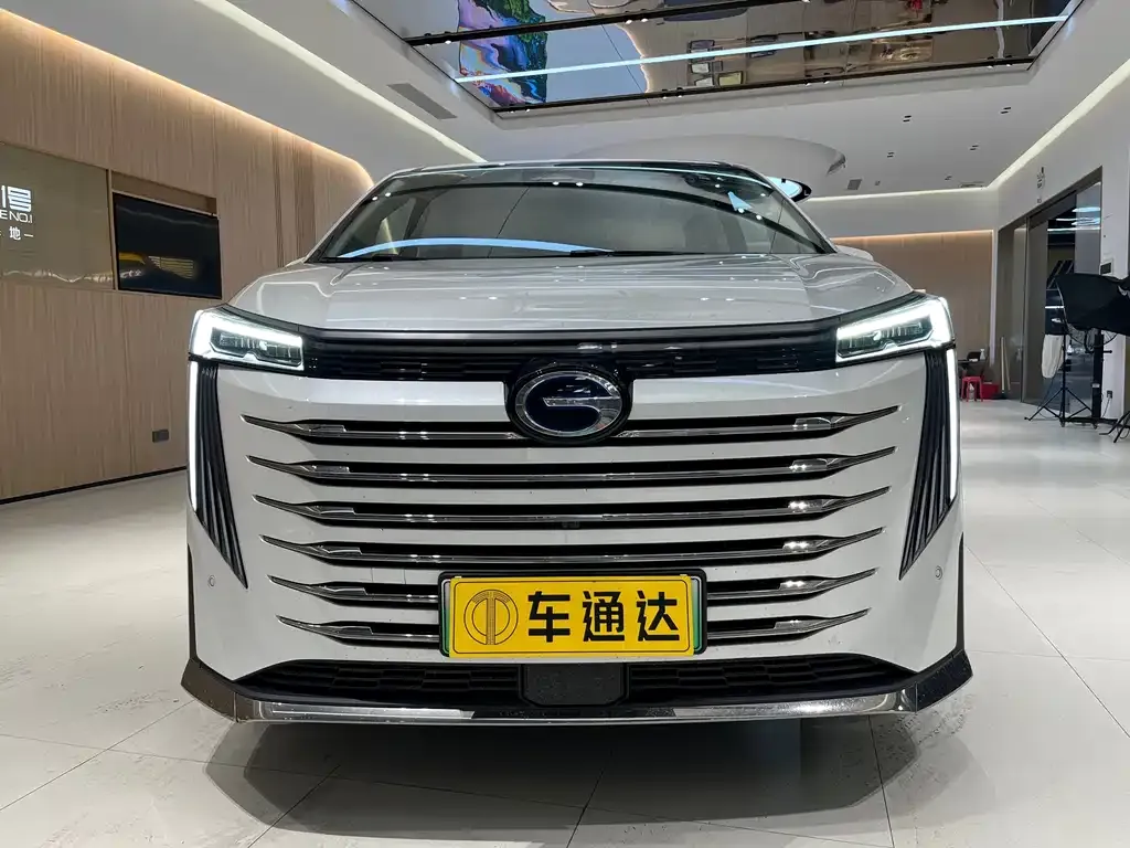 GAC Motor Trumpchi E9 — фото 1