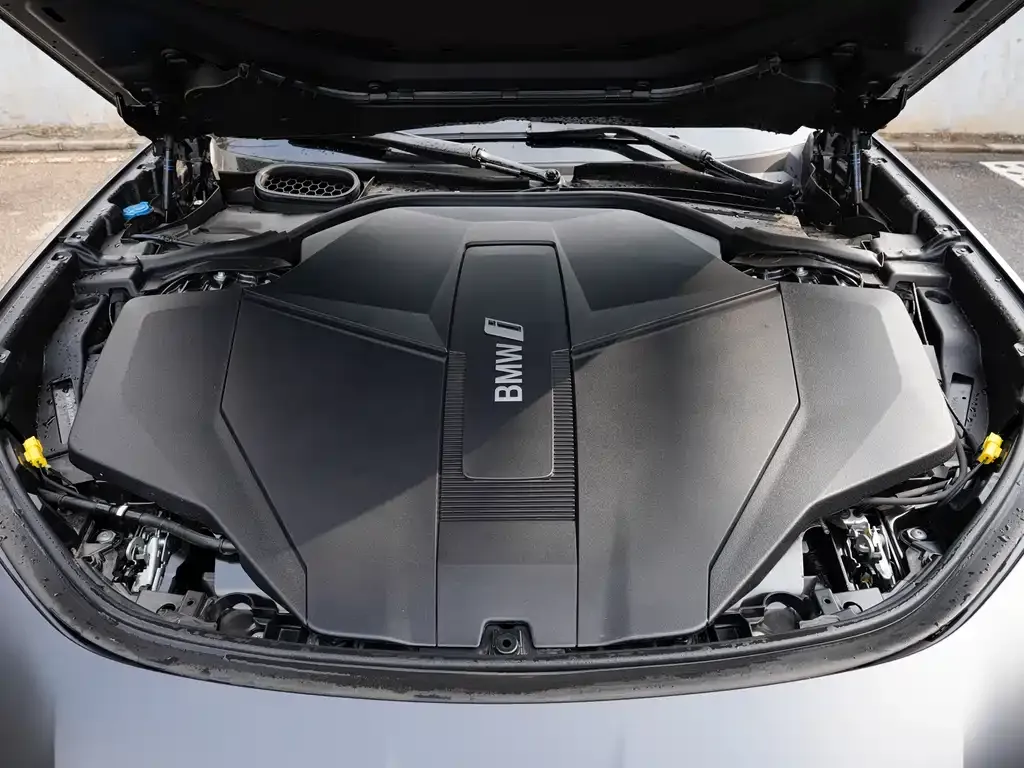 BMW i7 2025 из CN, фото 5