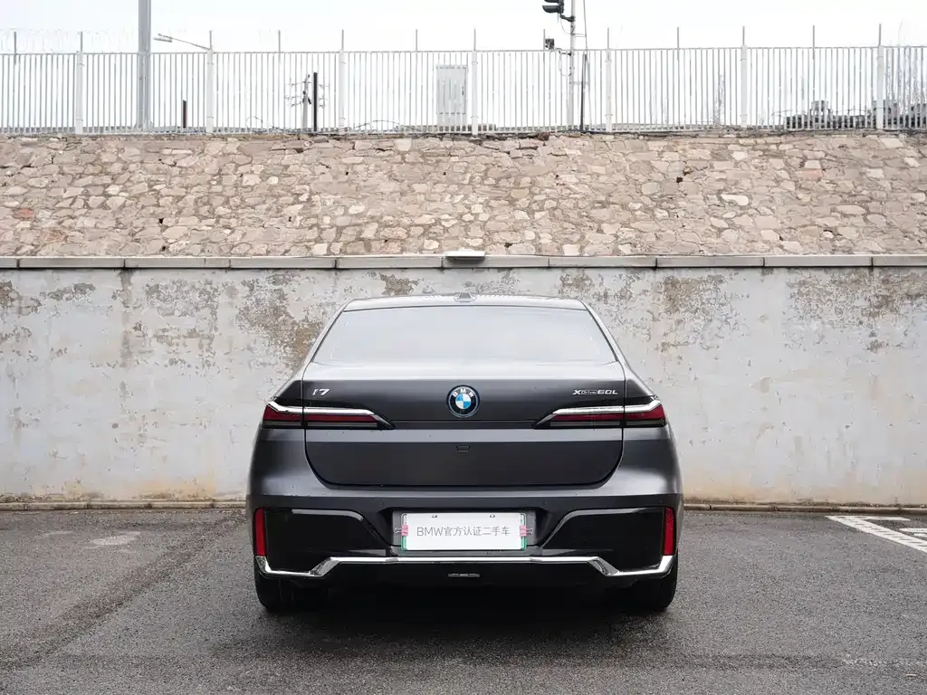 BMW i7 2025 из CN, фото 7