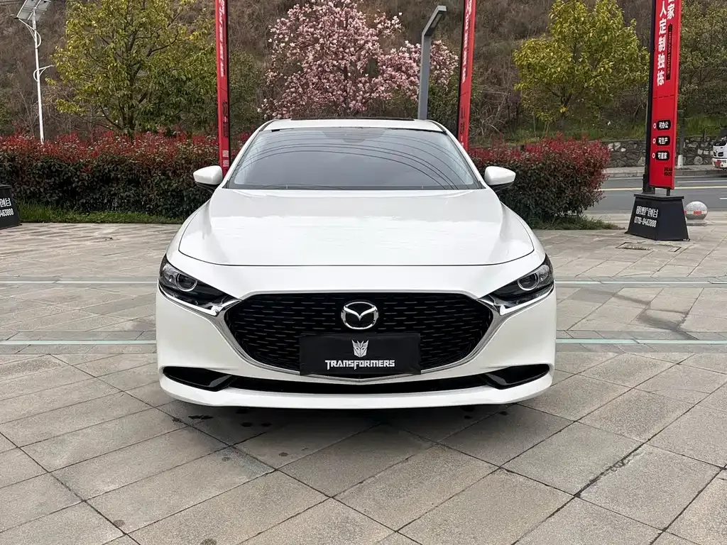 Mazda 3 Axela 2023 из CN, фото 9
