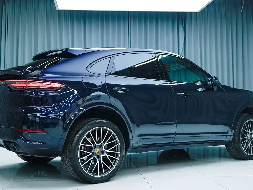 Porsche Cayenne — фото 8