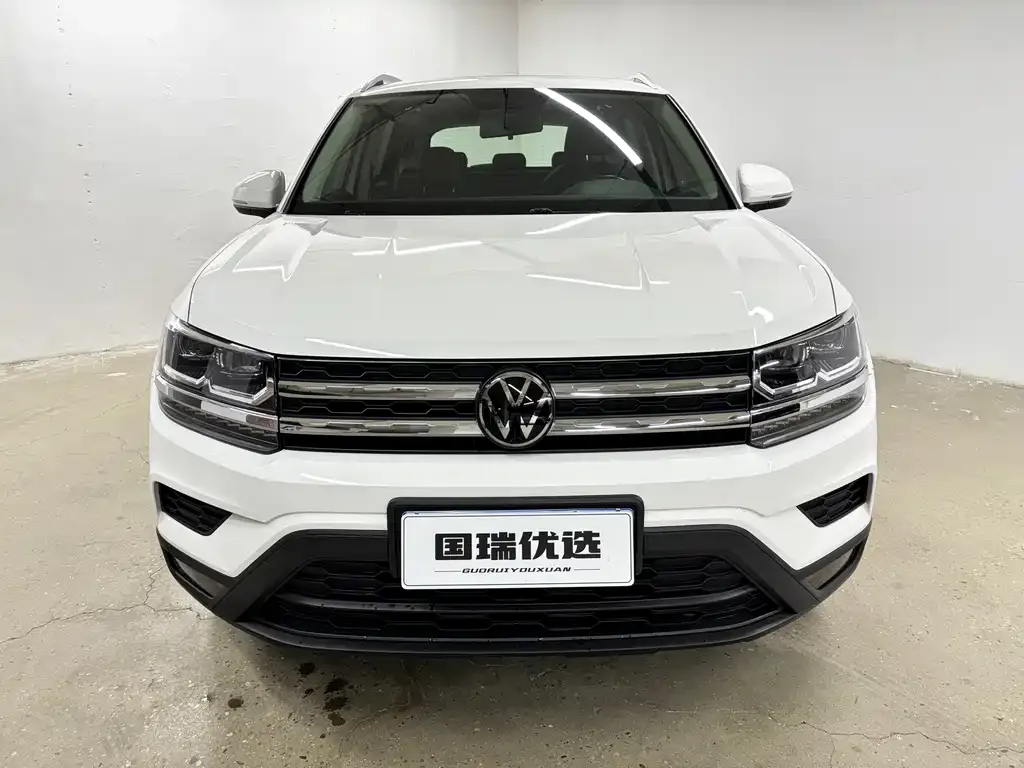Volkswagen Tharu — фото 2
