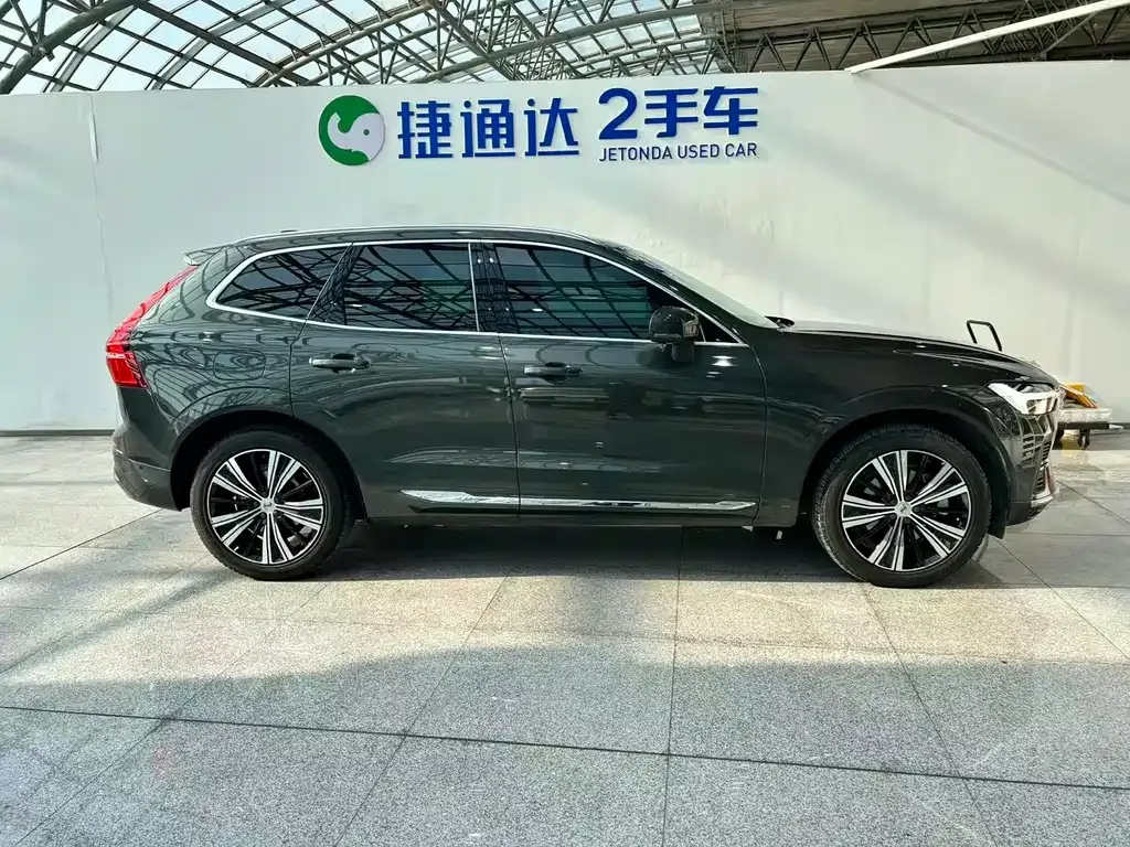 Volvo XC60 PHEV 2022 из CN, фото 9