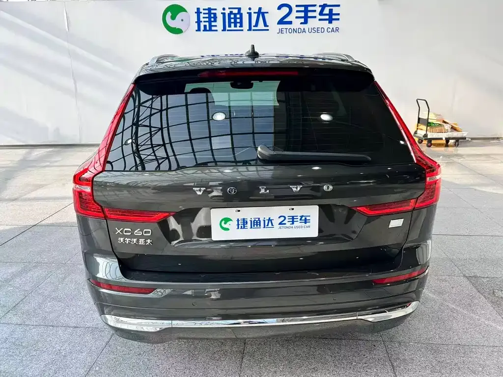 Volvo XC60 PHEV 2022 из CN, фото 10