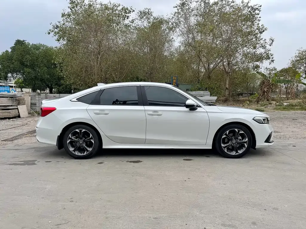 Honda Civic — фото 7