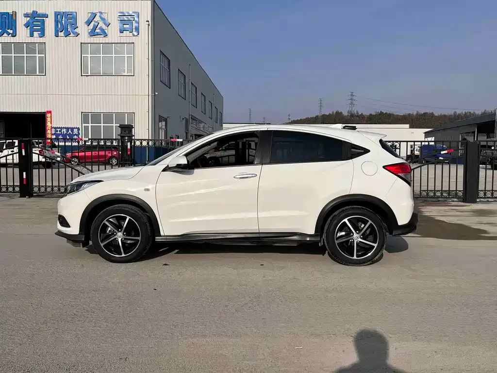 Honda Vezel — фото 4