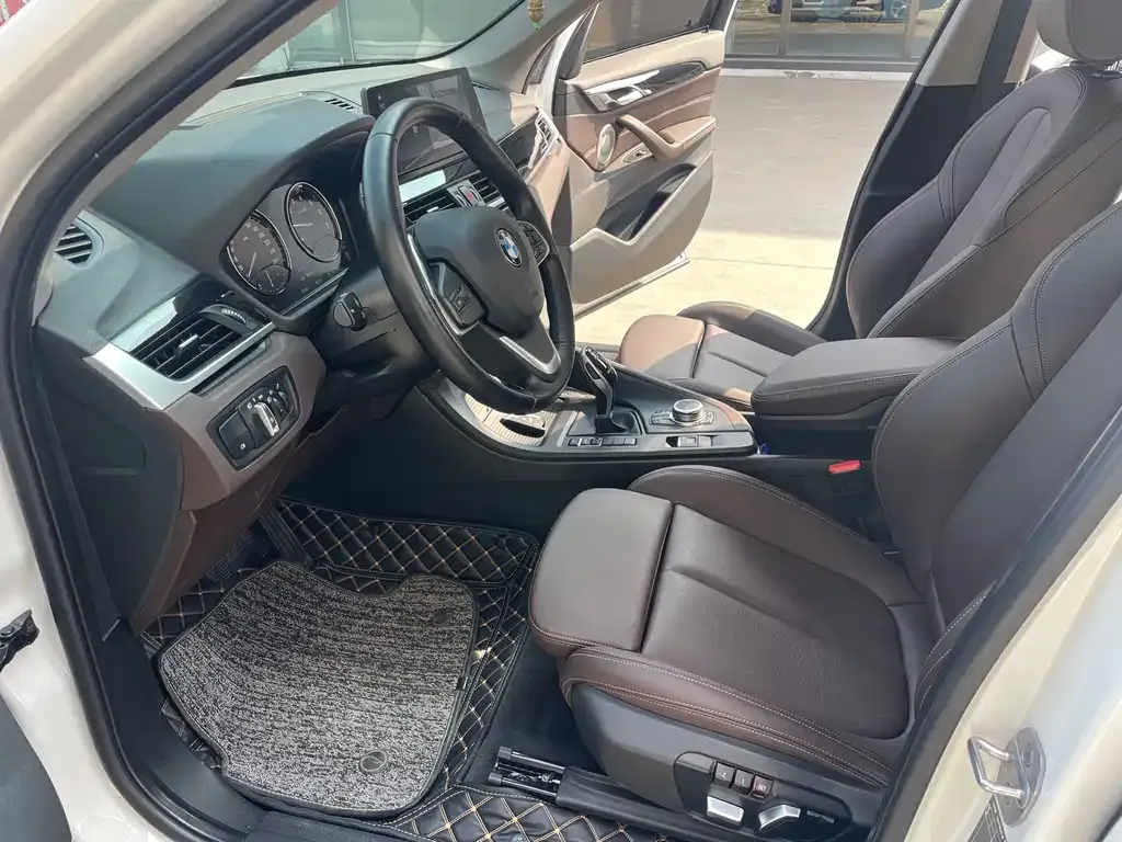 BMW X1 2022 из CN, фото 2