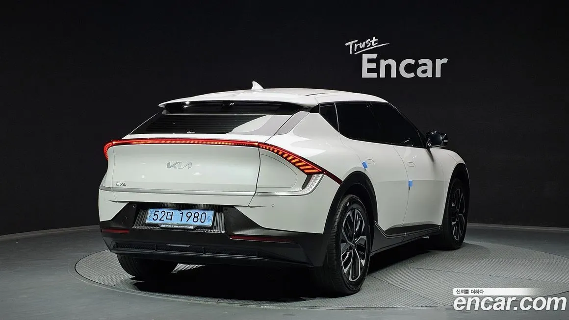 Kia EV6 — фото 2