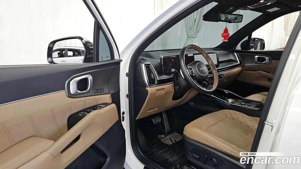 Kia Sorento — фото 9