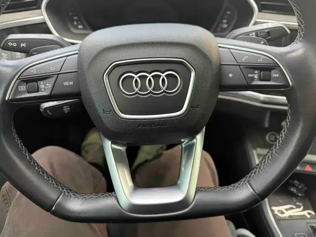 Audi Q3 — фото 4