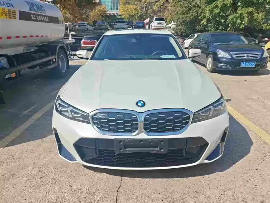 BMW 3 Series 2023 из CN, фото 5