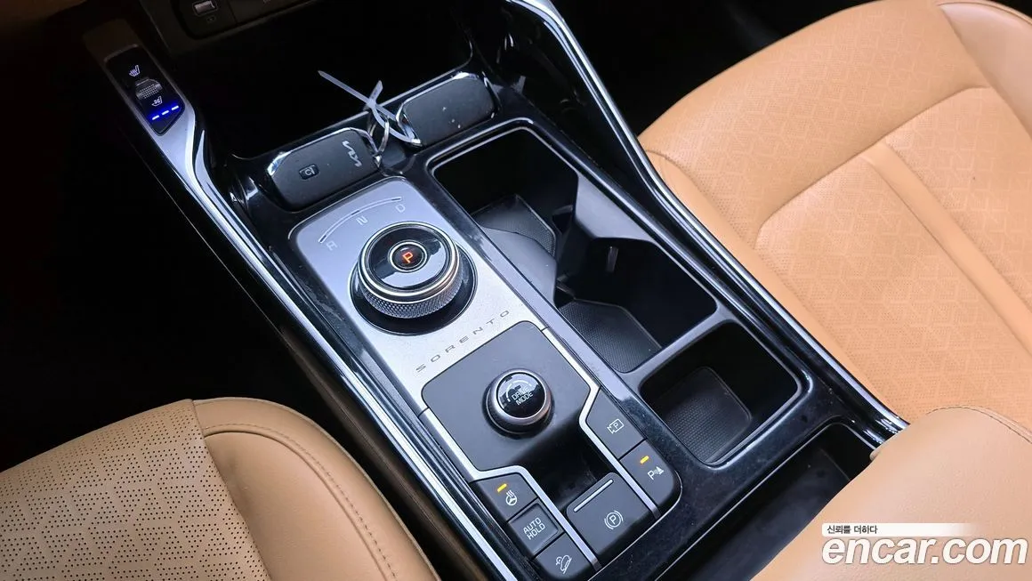 Kia Sorento — фото 9