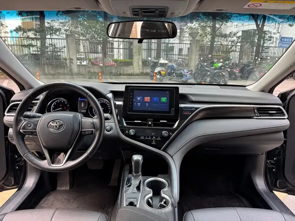 Toyota Camry 2023 из CN, фото 8