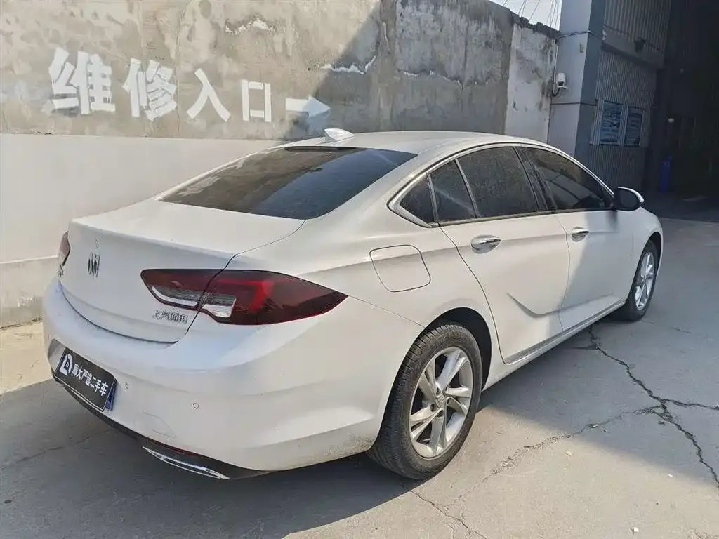 Buick Regal — фото 10