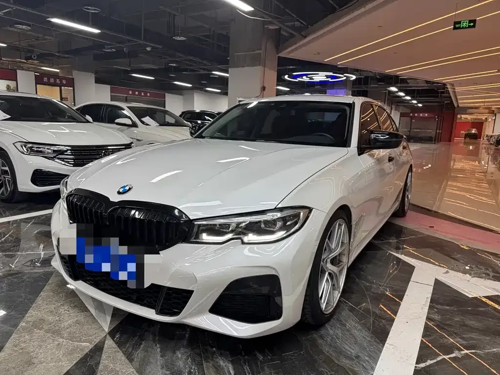 BMW 3 Series — фото 1