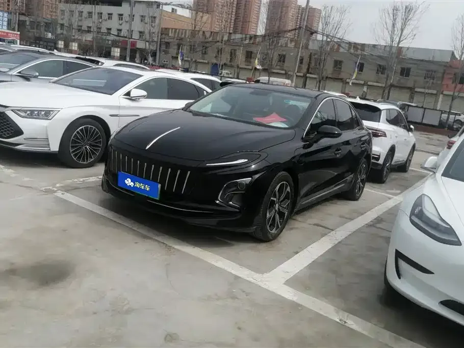 Hongqi E-QM5 2022 из CN, фото 1
