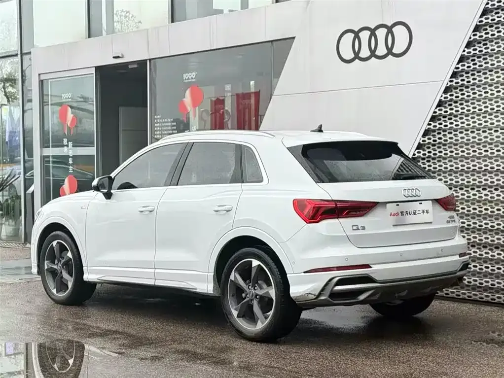 Audi Q3 — фото 8