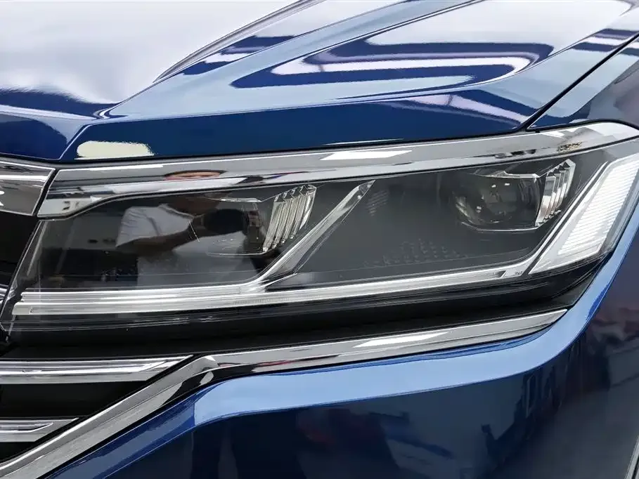 Volkswagen Touareg 2021 из CN, фото 8