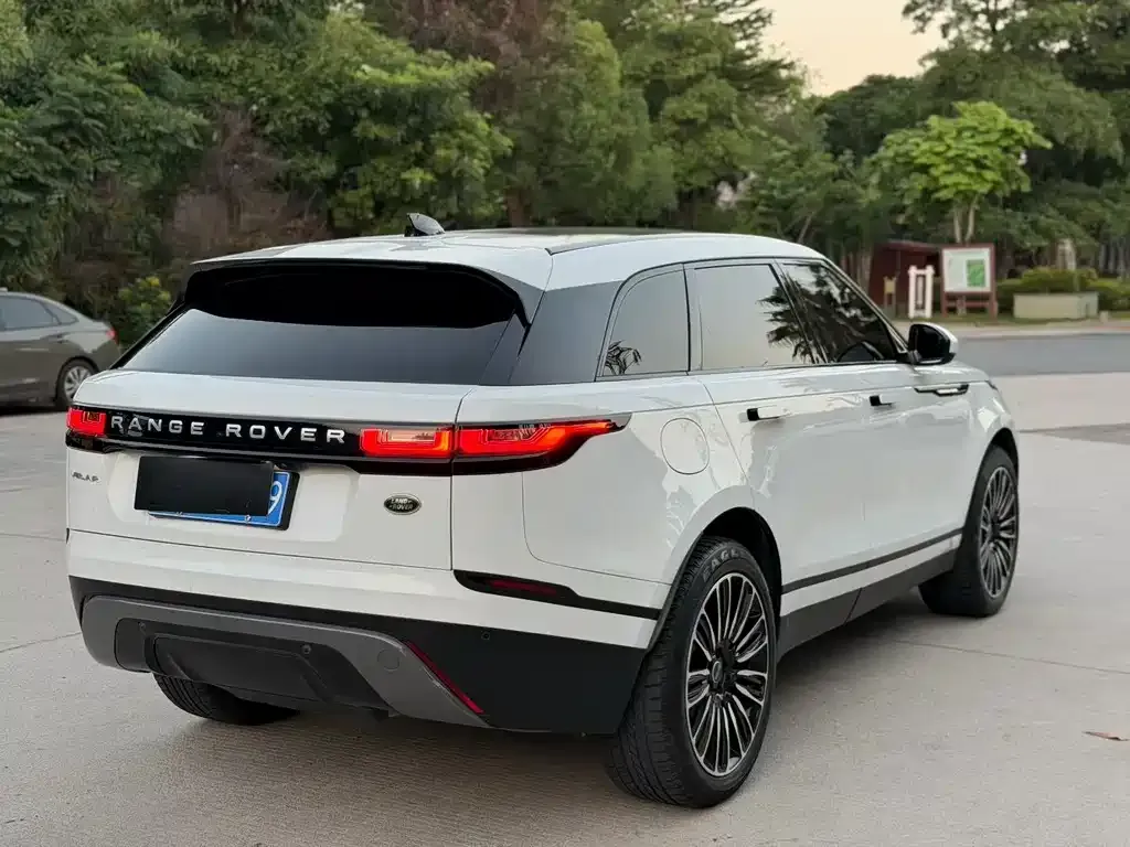 Land Rover Velar — фото 6
