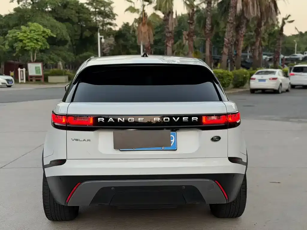 Land Rover Velar — фото 8