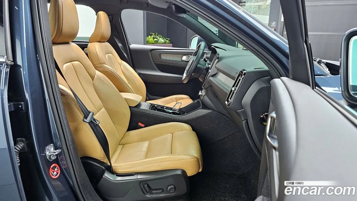Volvo XC40 2021 из KR, фото 7